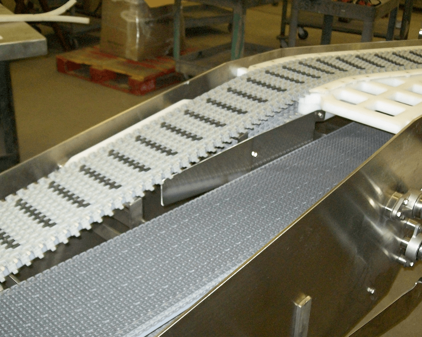 merge conveyor